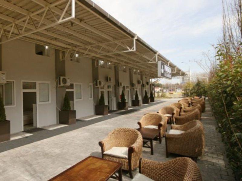 Pansion Bianko Hotel Skopje Ngoại thất bức ảnh